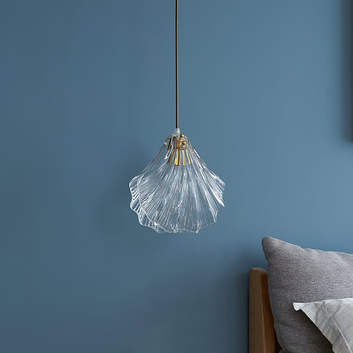 Lampa Wisząca Art Deco ze Szklanym Kloszem w Kształcie Muszli