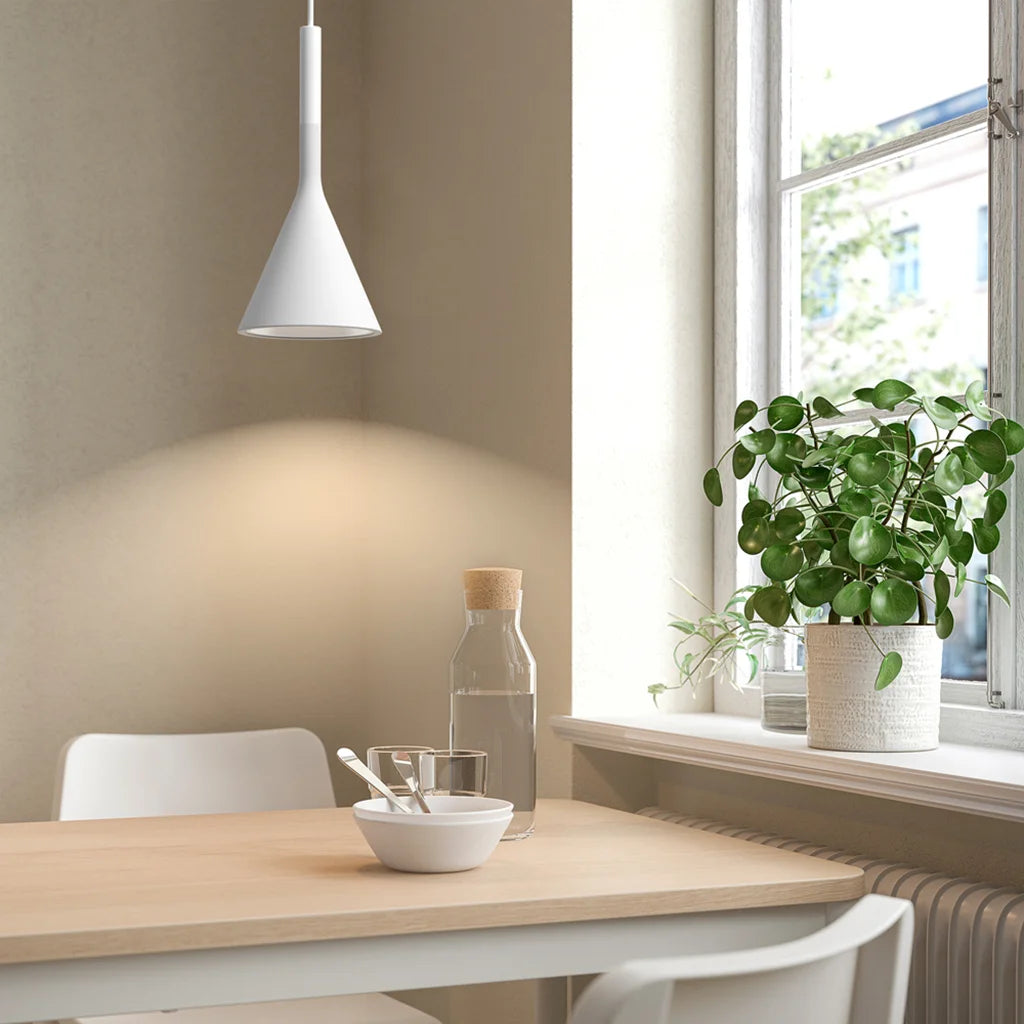 Lampa Wisząca Betonowa Industrialna ze Stożkowym Kloszem