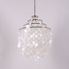 Lampa Wisząca Boho z Dyskami z Muszli na Metalowej Ramie