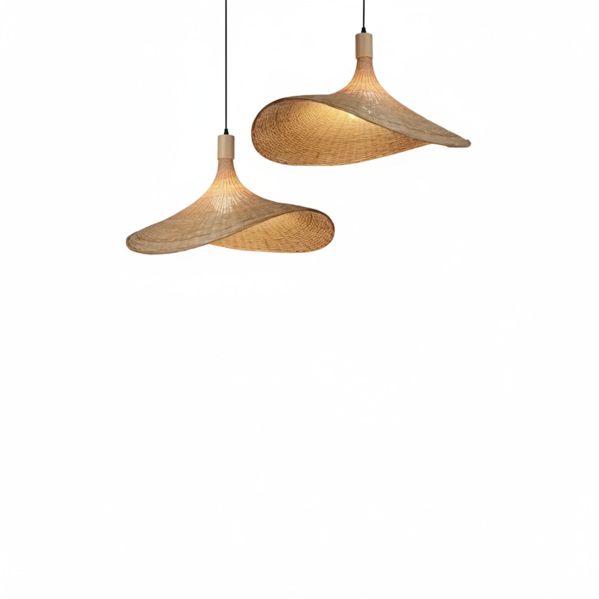 Lampa Wisząca Boho z Rattanu z Falistym Kloszem
