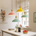 Lampa Wisząca Industrialna z Kolorowym Kloszem Metalowym
