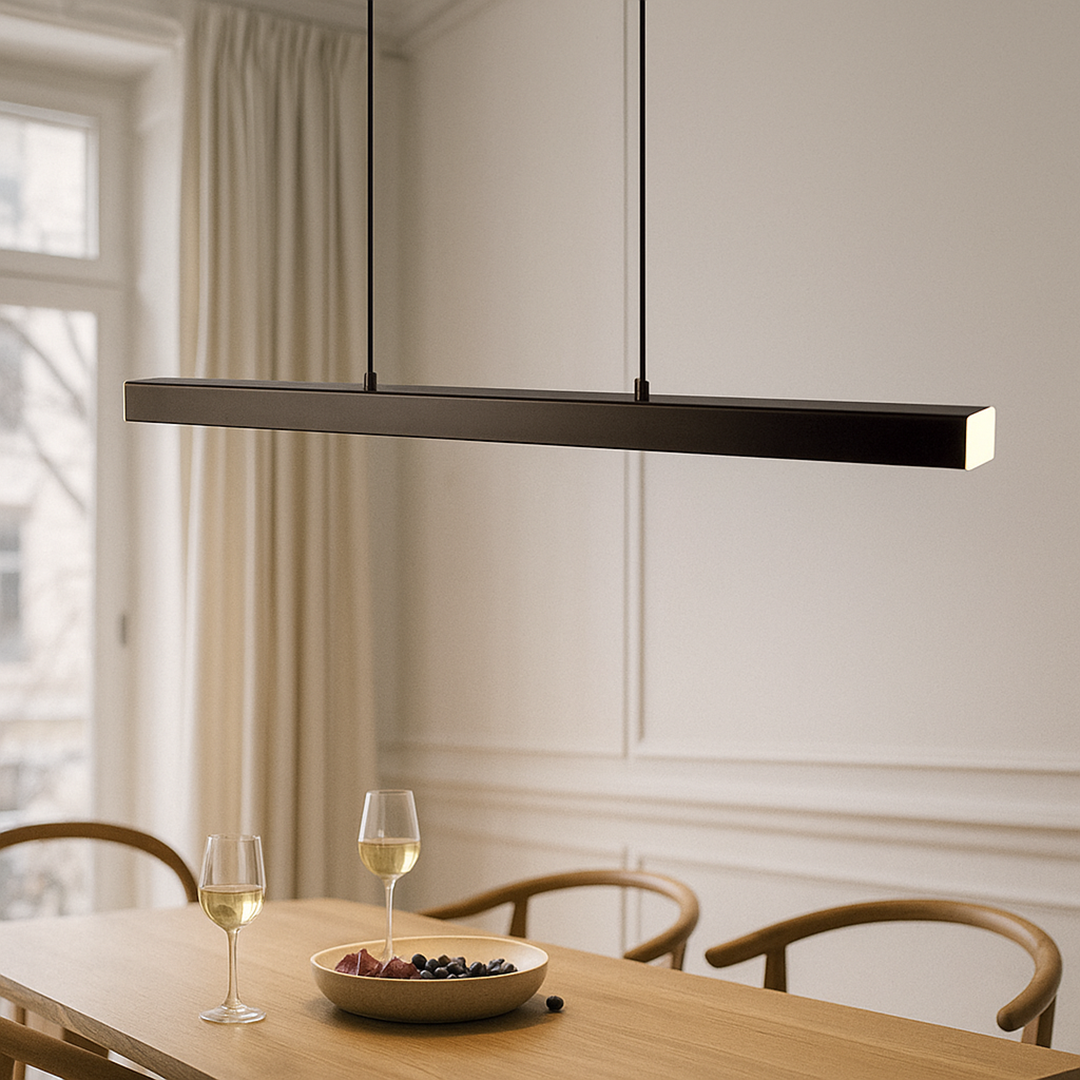 Lampa Wisząca Industrialna z Liniowym Kloszem i Zintegrowanym LED
