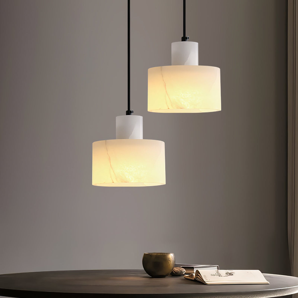 Lampa Wisząca Minimalistyczna z Alabastru z Podwójnym Cylindrem ##POS:28##
