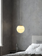 Lampa Wisząca Minimalistyczna z Kloszem w Kształcie Kuli z Alabastru ##POS:31##