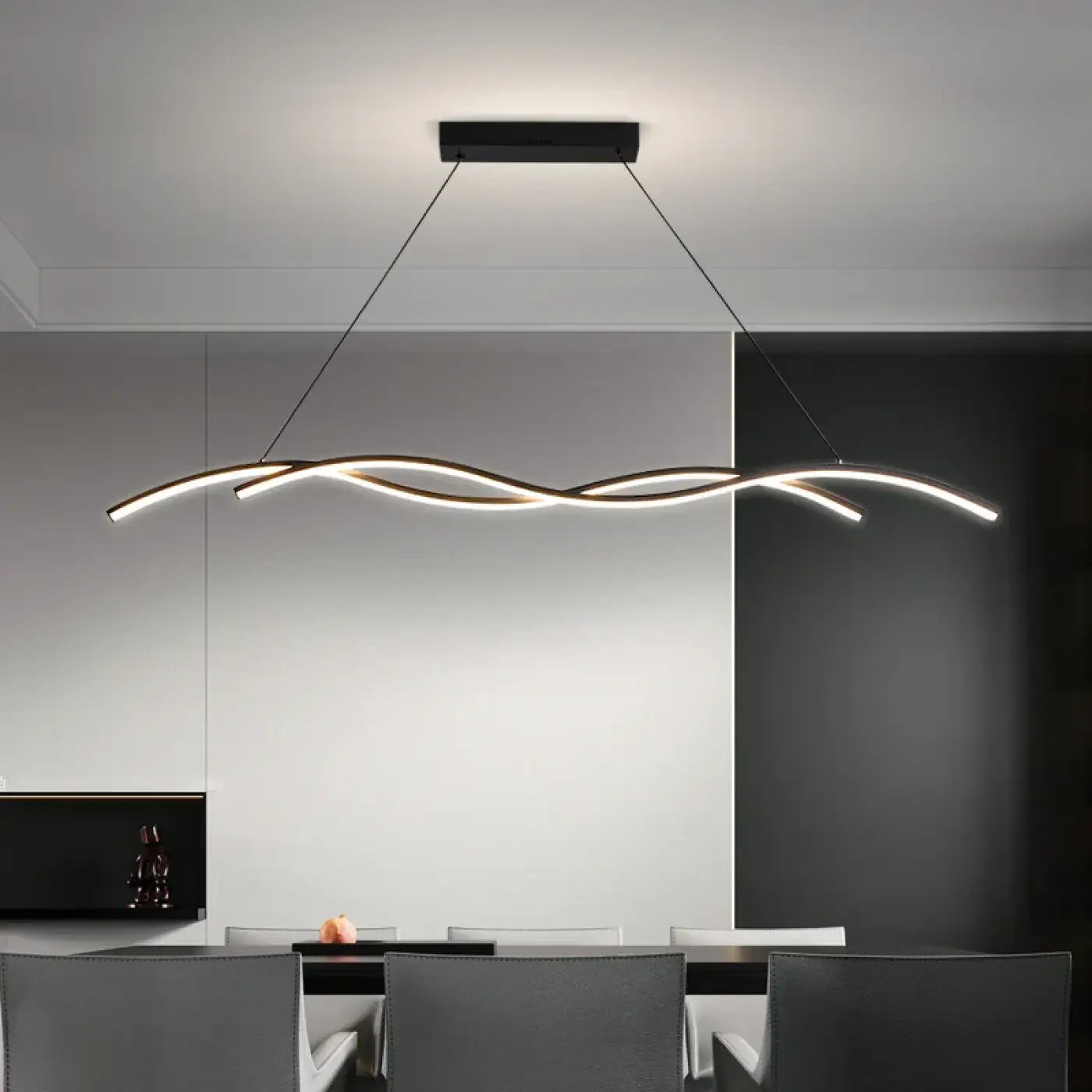 Lampa Wisząca Minimalistyczna z Zintegrowanym Oświetleniem w Kształcie Fali