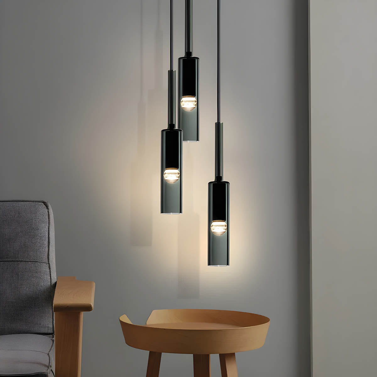 Lampa Wisząca Minimalistyczna ze Szklanym Kloszem Cylindrycznym