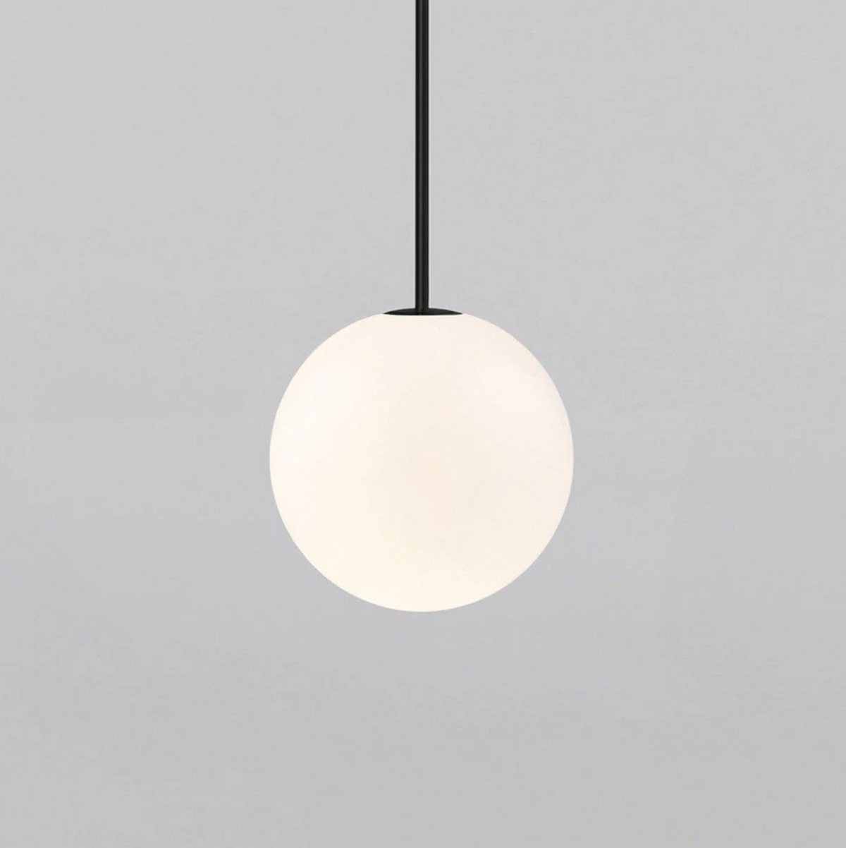 Lampa Wisząca Minimalistyczna ze Szklanym Kloszem w Kształcie Kuli