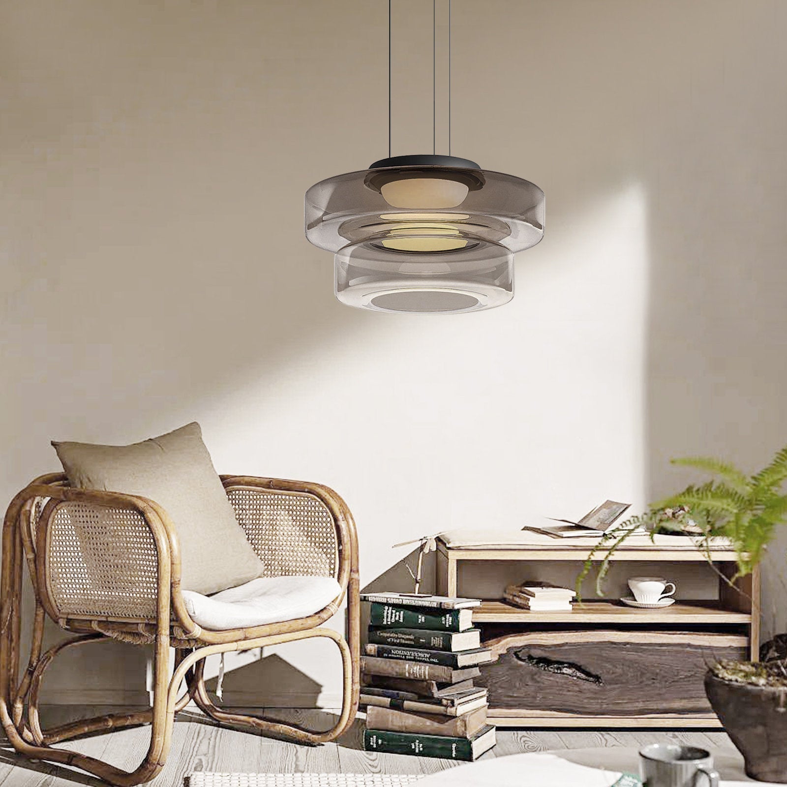 Lampa Wisząca Modern z Wielopoziomowym Kloszem Szklanym