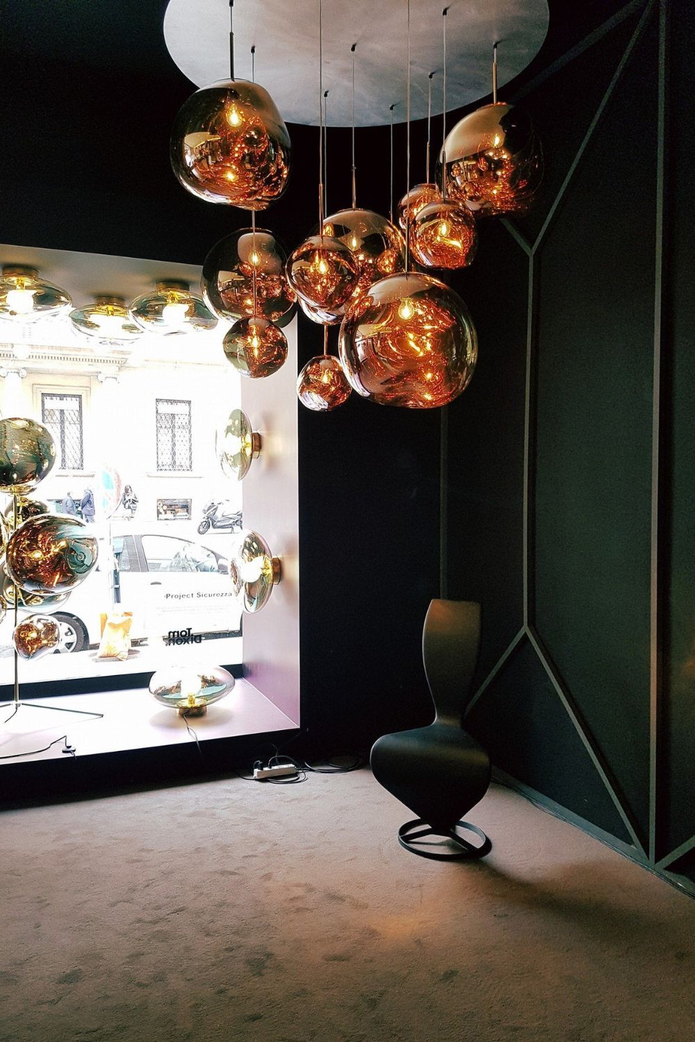 Lampa Wisząca Modern ze Szklanym Kloszem w Kształcie Lawy