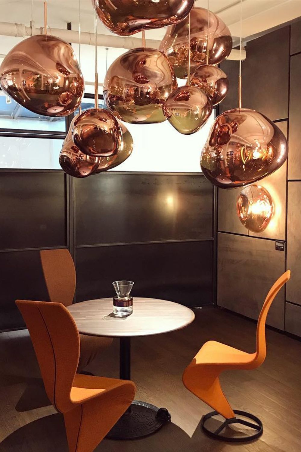 Lampa Wisząca Modern ze Szklanym Kloszem w Kształcie Lawy