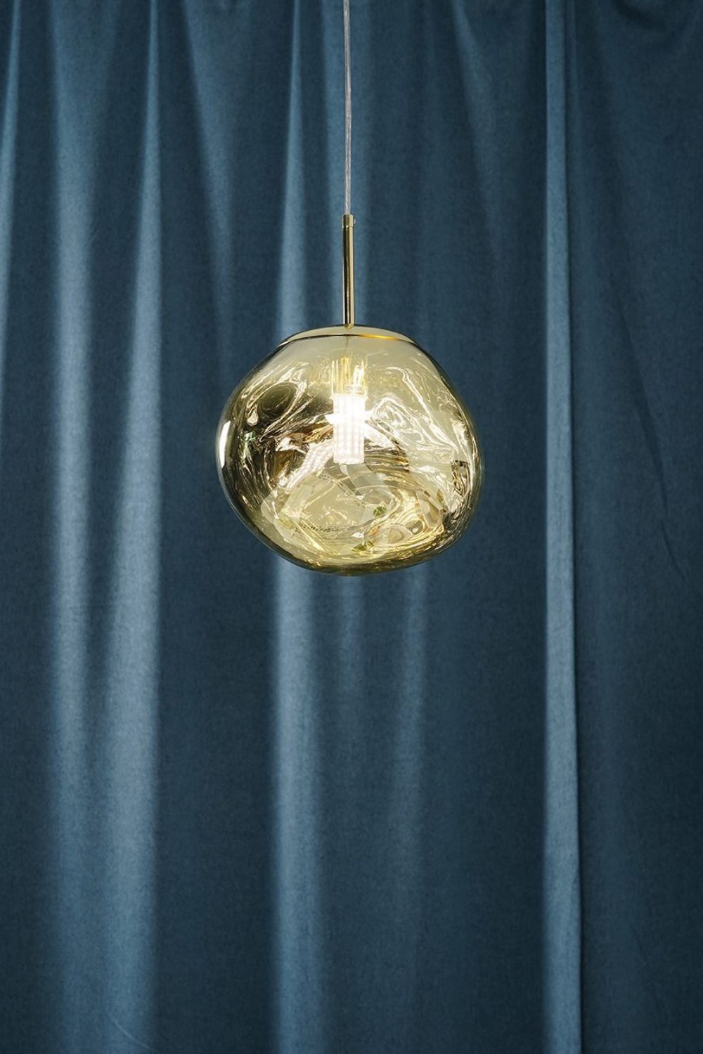 Lampa Wisząca Modern ze Szklanym Kloszem w Kształcie Lawy