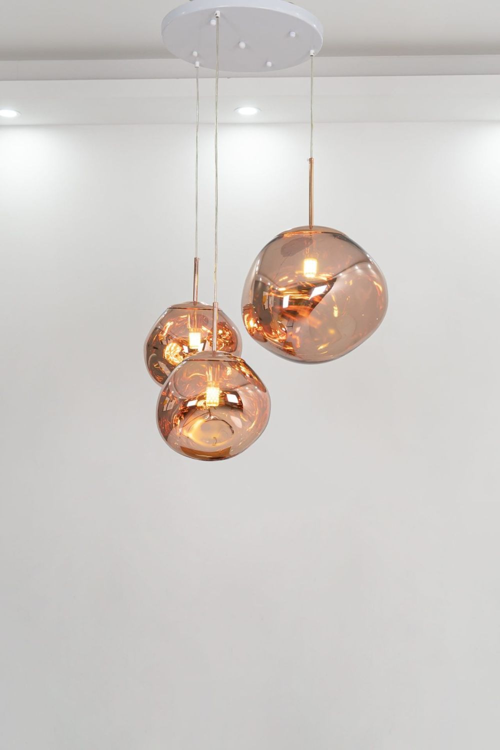 Lampa Wisząca Modern ze Szklanym Kloszem w Kształcie Lawy