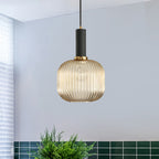 Lampa Wisząca Modernistyczna z Żebrowanym Kloszem Szklanym