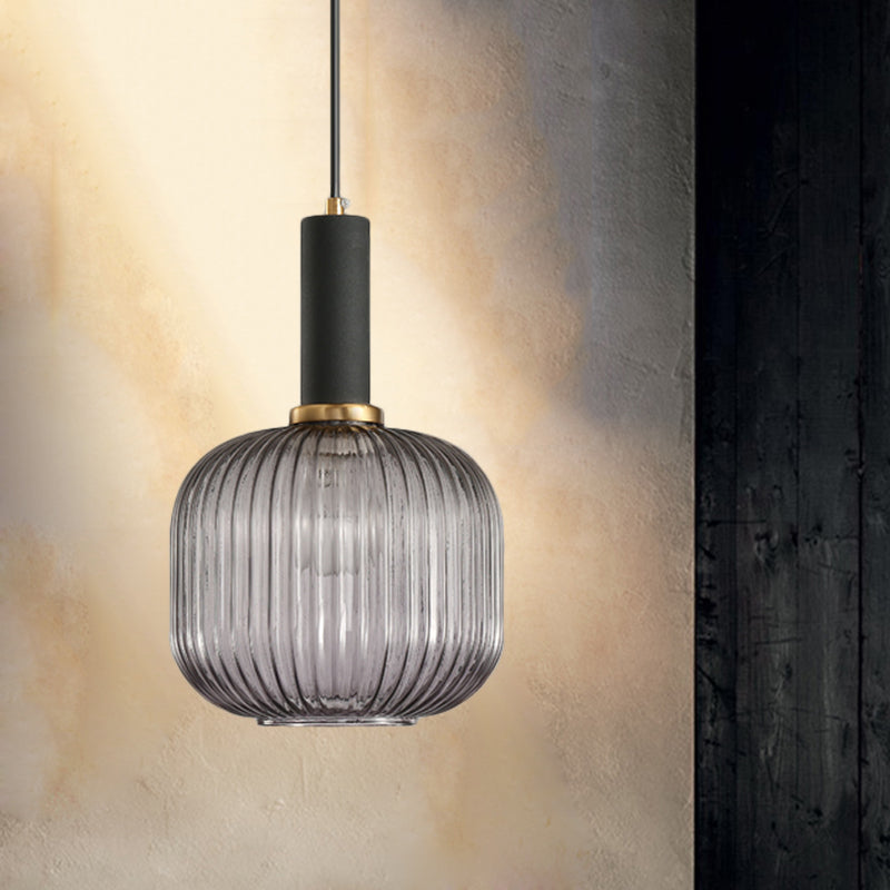 Lampa Wisząca Modernistyczna z Żebrowanym Kloszem Szklanym