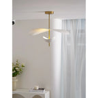 Lampa Wisząca Nowoczesna z Falującymi Kloszami na Złotym Drążku