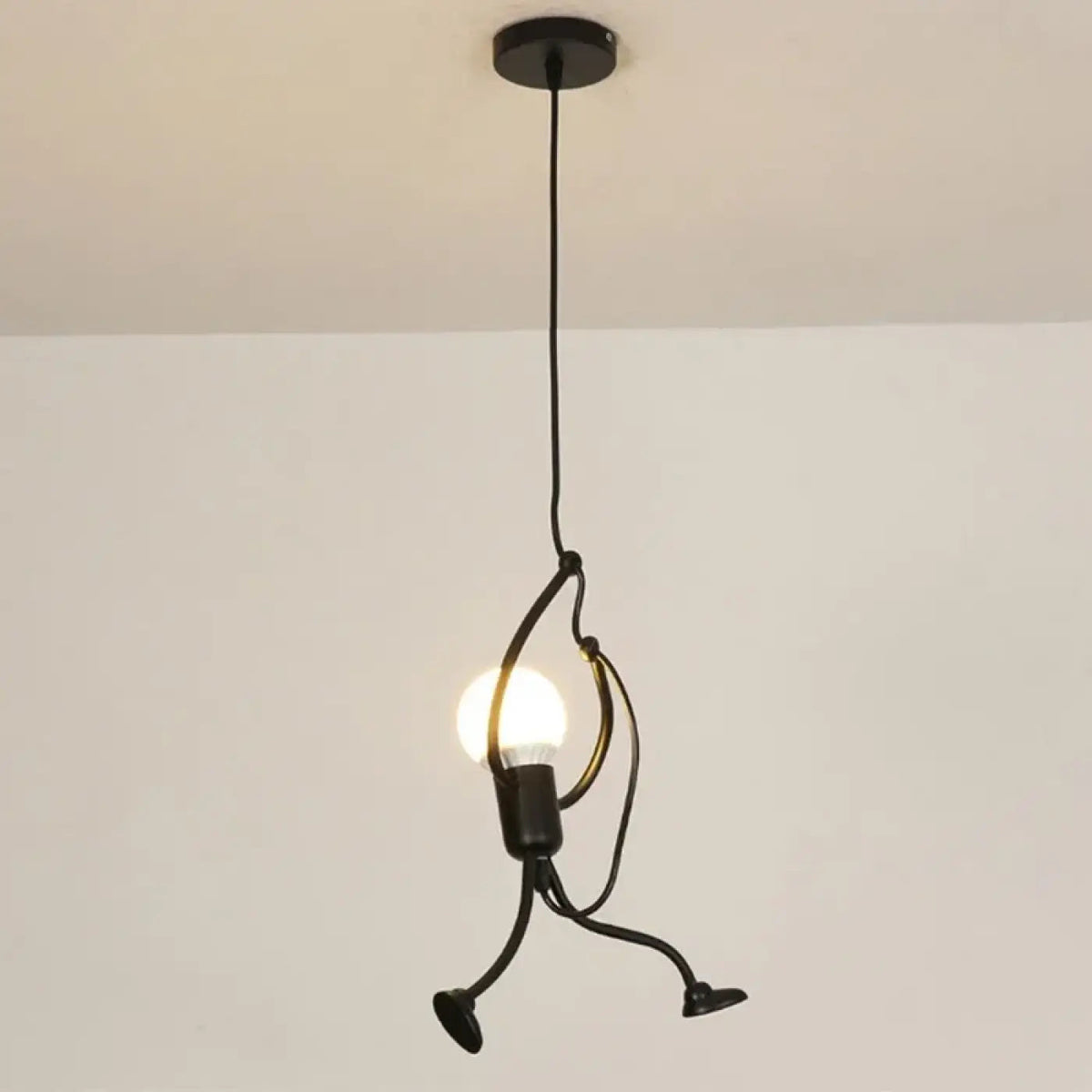 Lampa Wisząca Nowoczesna z Figurką Człowieka ze Stali ##POS:2##