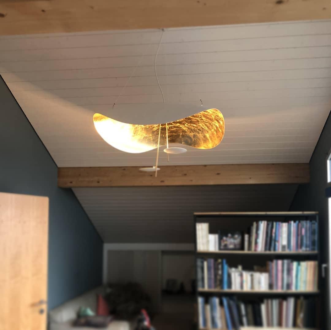 Lampa Wisząca Nowoczesna z Wygiętym Kloszem na Sufit ##POS:133##
