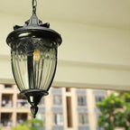 Lampa Wisząca Ogrodowa Retro z Ozdobną Metalową Oprawą i Szklanym Kloszem