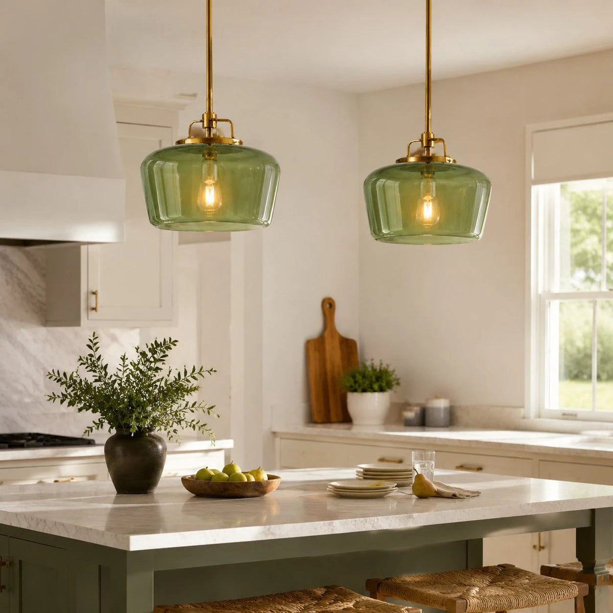 Lampa Wisząca Retro z Kloszem Szklanym na Mosiężnym Stelażu