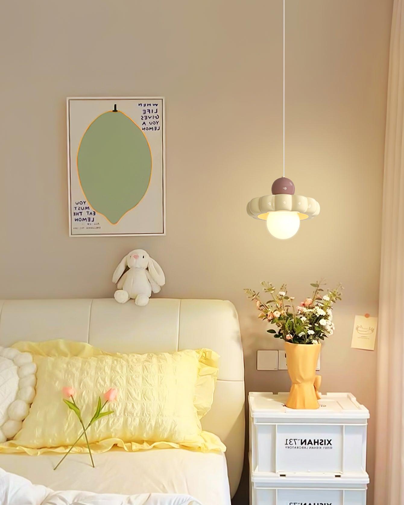 Lampa Wisząca Retro z Kloszem w Kształcie Chmury i Kulistym Dyfuzorem