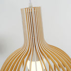 Lampa Wisząca Skandynawska z Drewnianą Kloszem w Kształcie Klatki