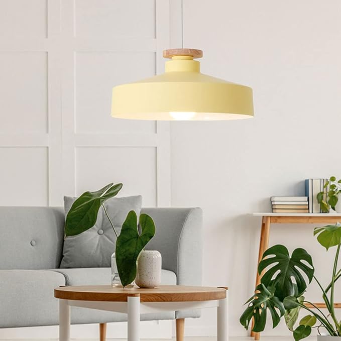 Lampa Wisząca Skandynawska z Drewnianym Detalem i Płaskim Kloszem