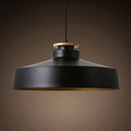Lampa Wisząca Skandynawska z Drewnianym Detalem i Płaskim Kloszem