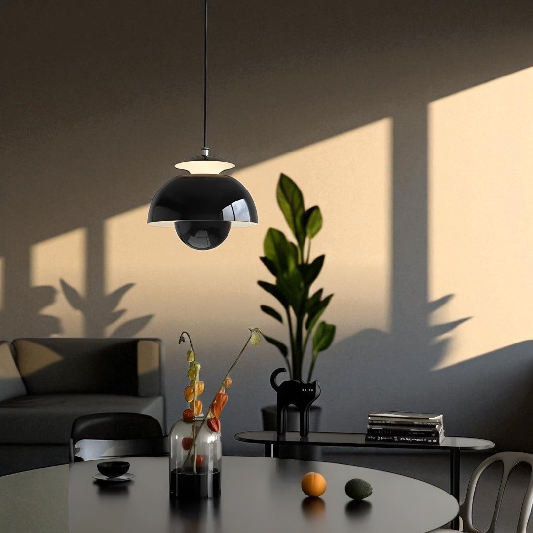 Lampa Wisząca Skandynawska z Kloszem w Kształcie Kuli