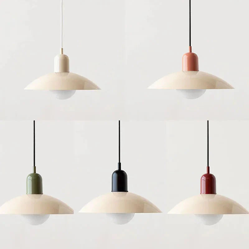 Lampa Wisząca Skandynawska z Okrągłym Kloszem i Regulowanym Przewodem