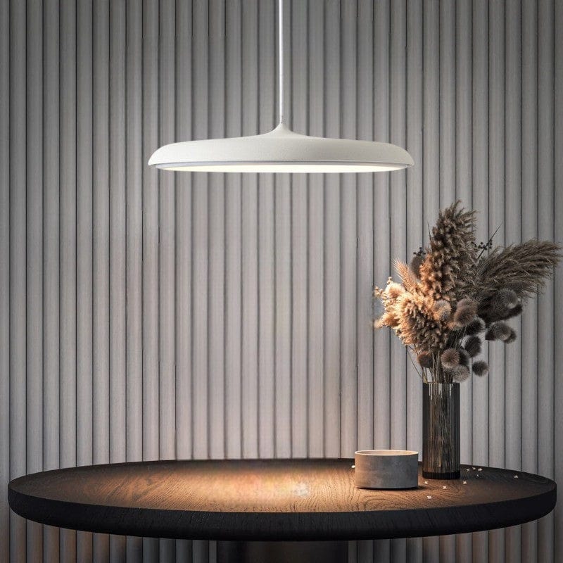 Lampa Wisząca Skandynawska z Płaskim Kloszem i Zintegrowanym Oświetleniem