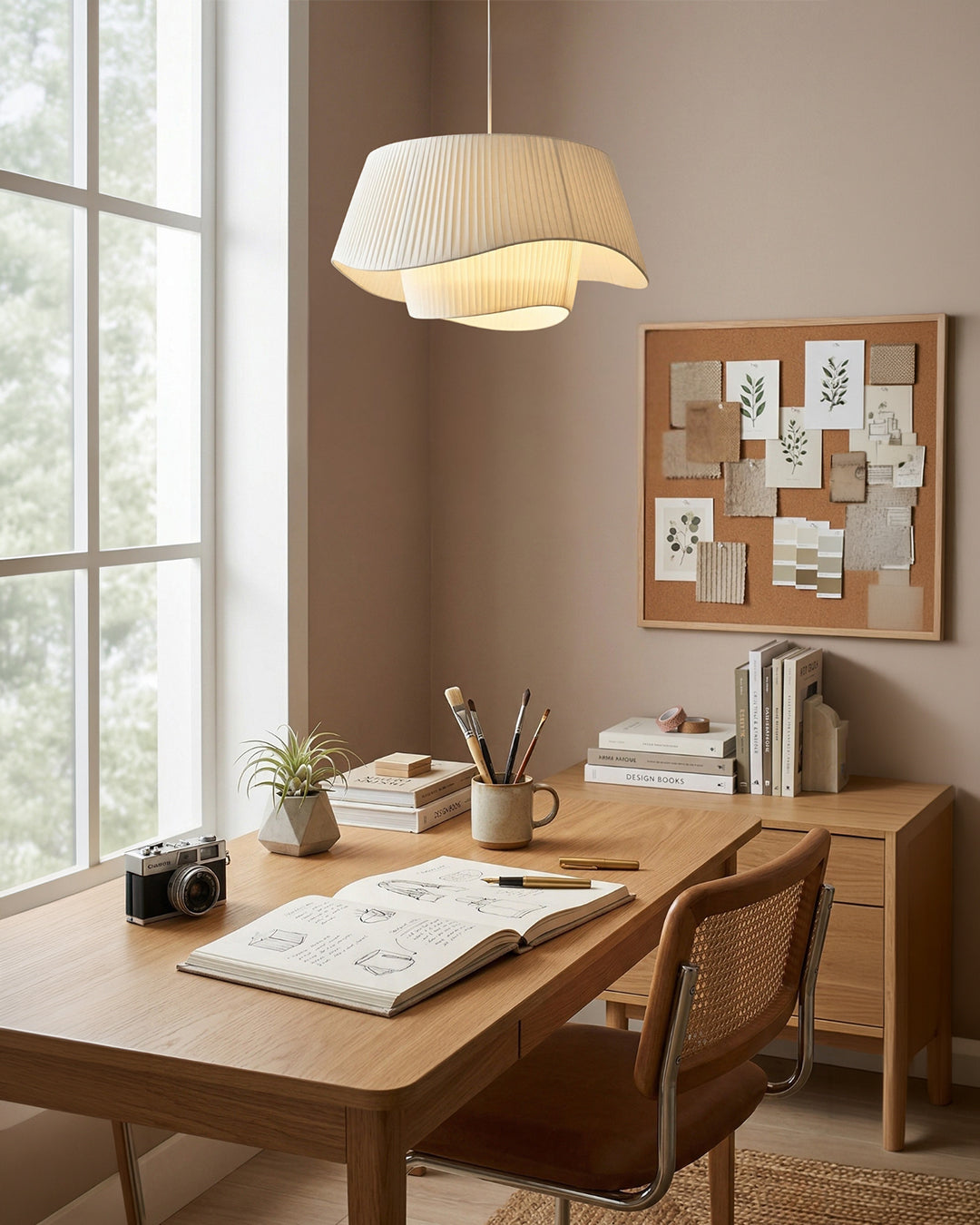 Lampa Wisząca Skandynawska z Plisowanym Kloszem i Organiczną Formą