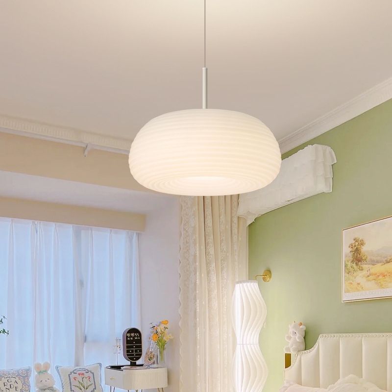 Lampa Wisząca Skandynawska z Ryflowanym Kloszem Akrylowym