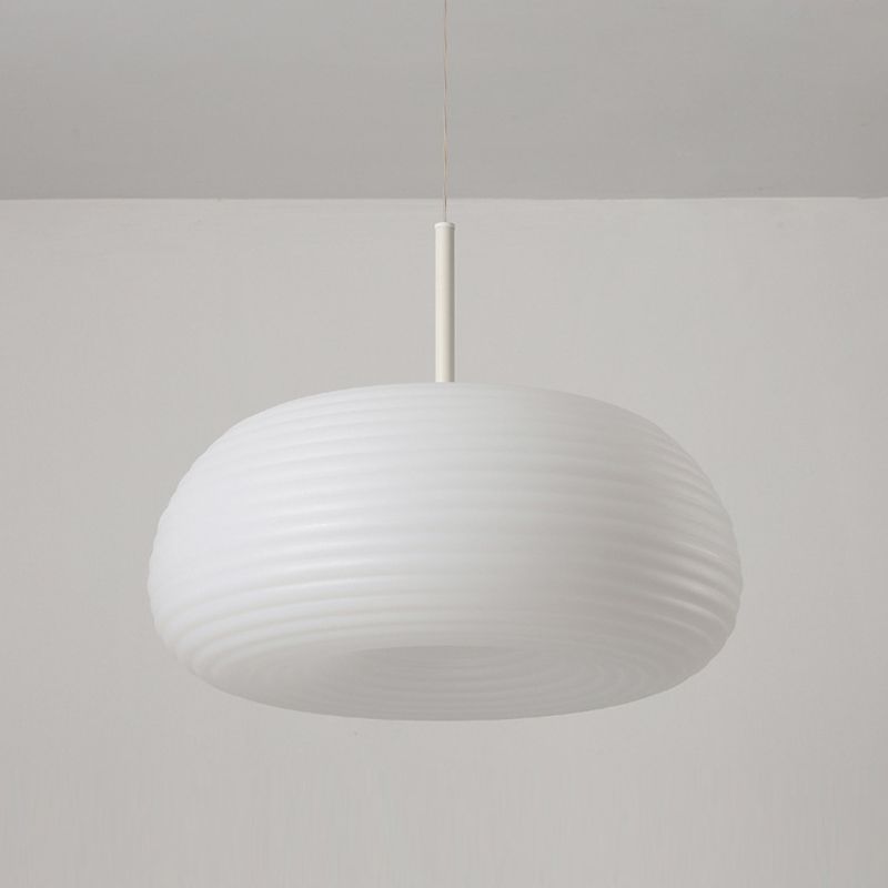Lampa Wisząca Skandynawska z Ryflowanym Kloszem Akrylowym