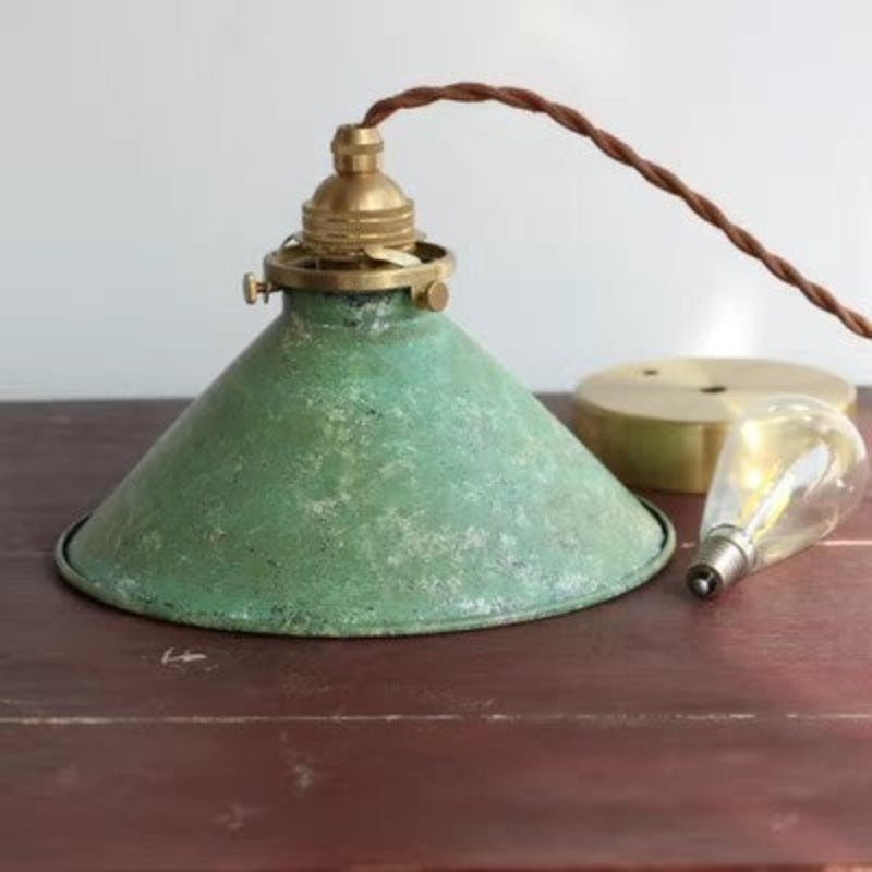 Lampa Wisząca Vintage Wiejska Stożkowa Metalowa z Mosiężnym Wykończeniem