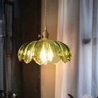 Lampa Wisząca Vintage z Kloszem w Kształcie Kwiatu