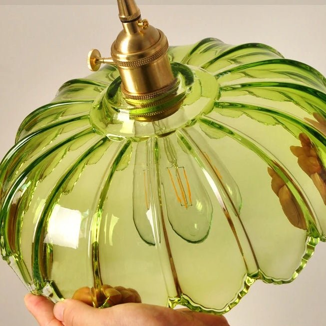 Lampa Wisząca Vintage z Kloszem w Kształcie Kwiatu