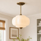 Lampa Wisząca Vintage z Kloszem ze Szkła Mlecznego w Kształcie Dyni