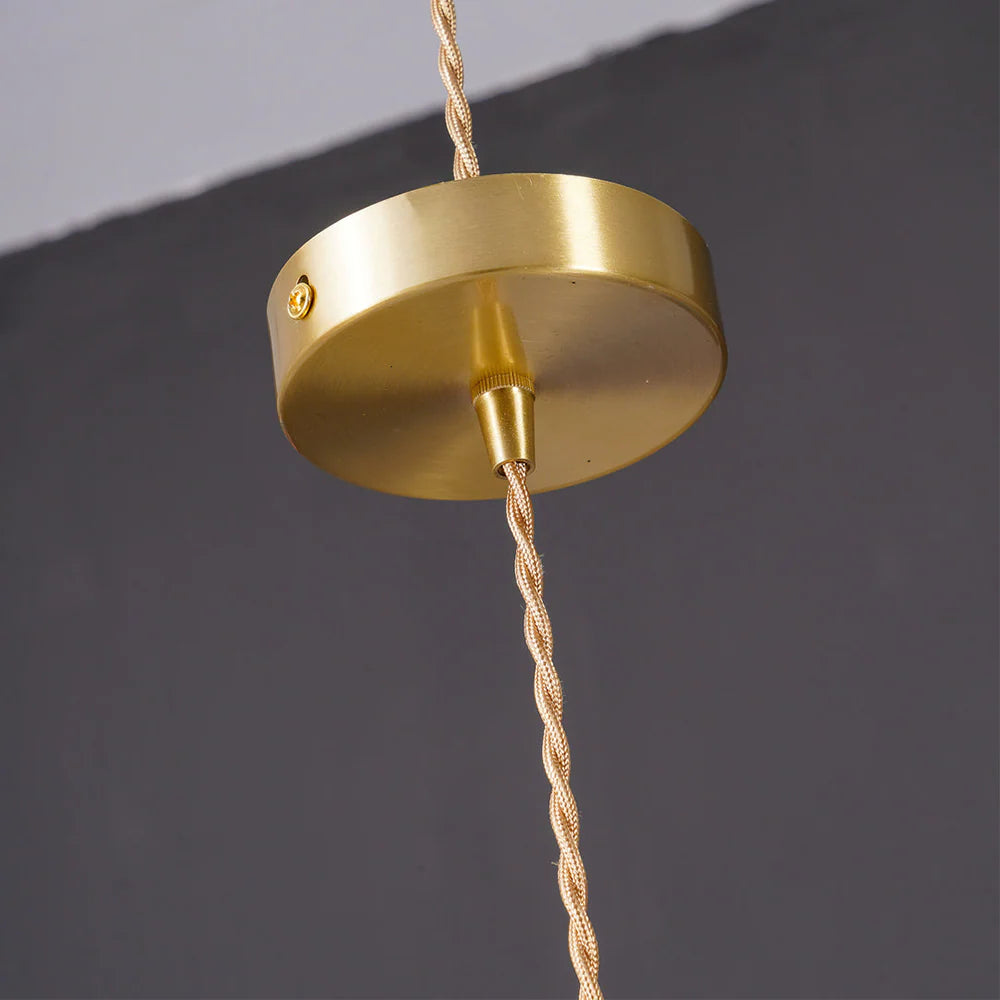 Lampa Wisząca Vintage z Kwiatowym Kloszem Szklanym i Mosiężną Oprawą