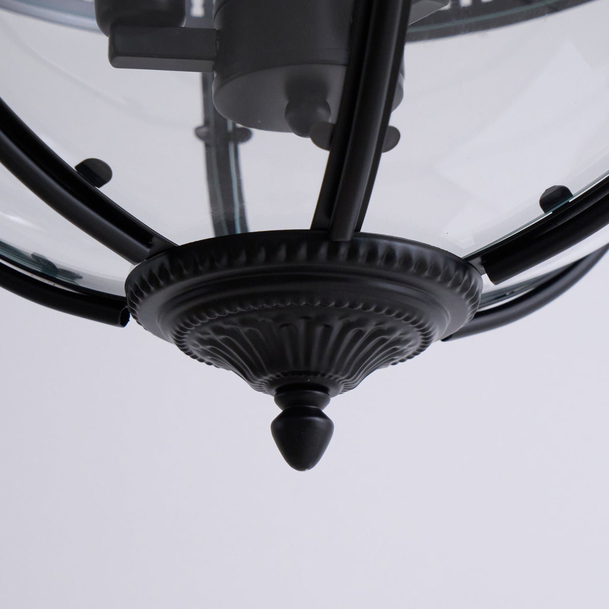 Lampa Wisząca Vintage z Okrągłym Kloszem Szklanym i Dekoracyjną Ramą