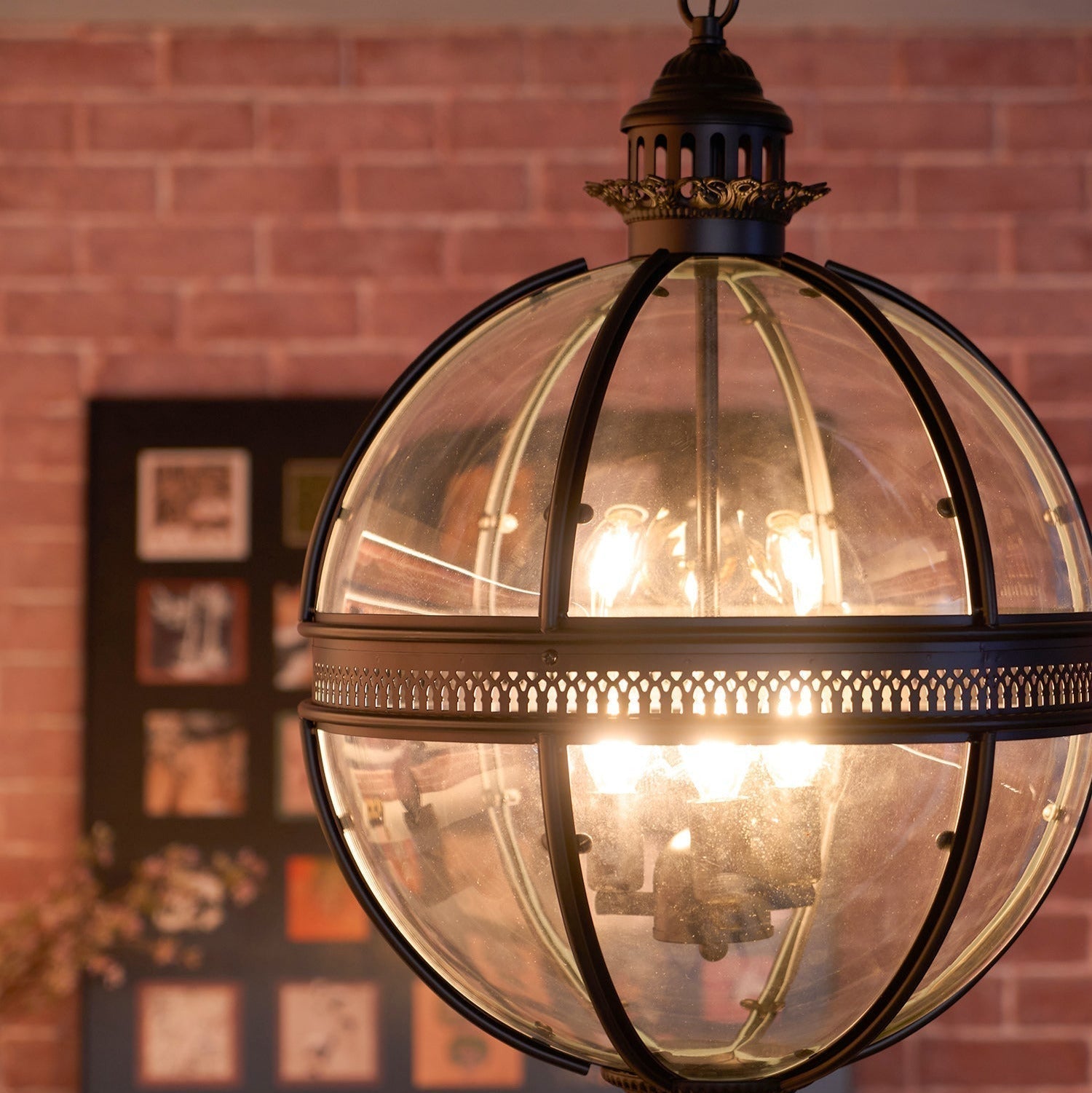 Lampa Wisząca Vintage z Okrągłym Kloszem Szklanym na Łańcuchu