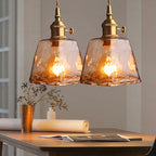 Lampa Wisząca Vintage z Teksturowanym Szklanym Kloszem i Mosiężną Oprawą