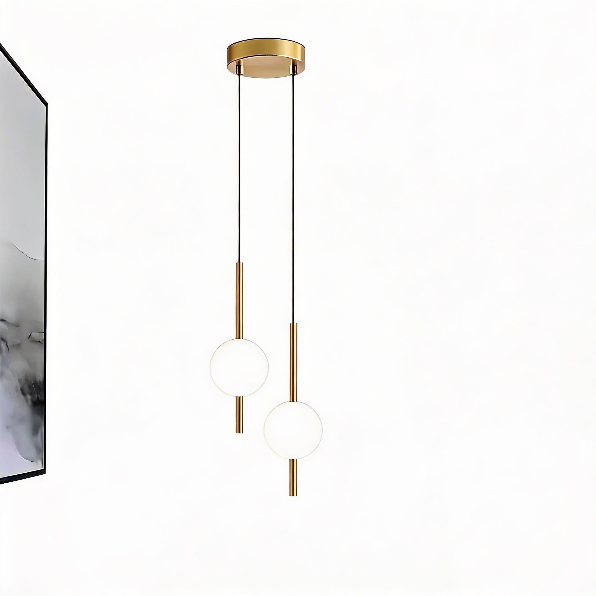 Lampa Wisząca ze Szklanymi Kulami Skandynawska