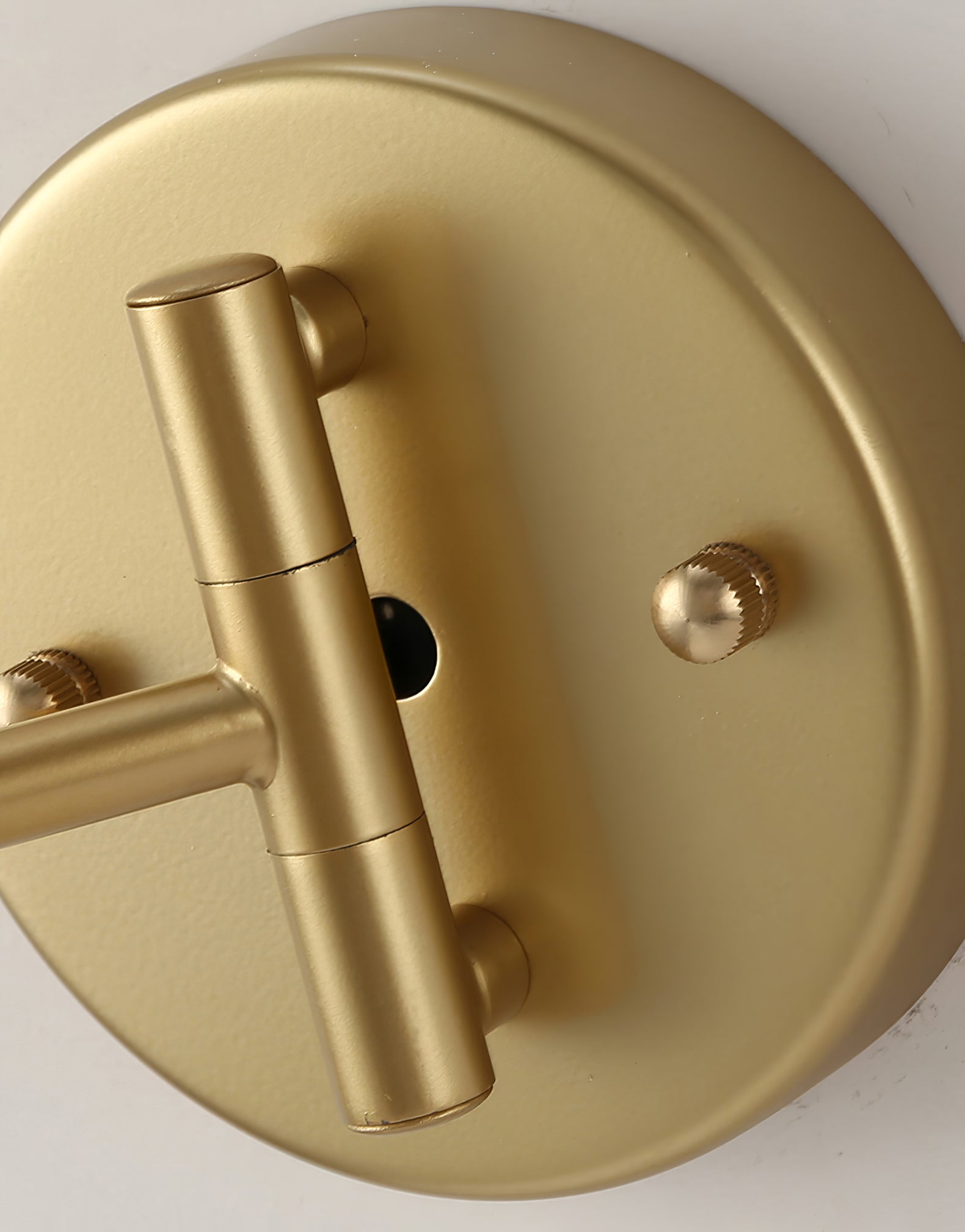 Nowoczesny Kinkiet z Regulowanym Ramieniem i Oświetleniem LED