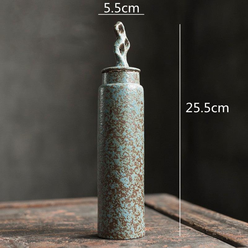 Pojemnik na Herbatę Ceramiczny z Rzeźbioną Pokrywką w Stylu Wabi-Sabi