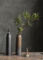 Pojemnik na Herbatę Ceramiczny z Rzeźbioną Pokrywką w Stylu Wabi-Sabi