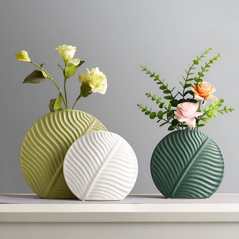 Wazon Ceramiczny Skandynawski z Motywem Liścia w Kształcie Koła
