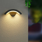Zewnętrzna Lampa Ścienna Modern z Czujnikiem Ruchu i Łukiem Akrylowym ##POS:3##